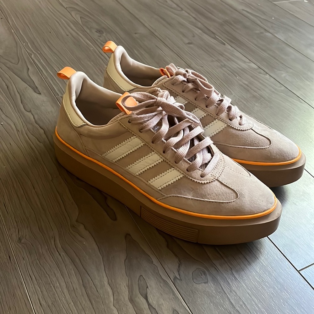 Adidas tennis shoes